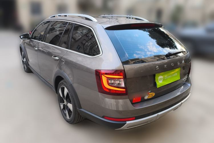 Used Skoda Octavia 2019 TSI280 DSG Luxury Edition Station Wagon China VI Standard