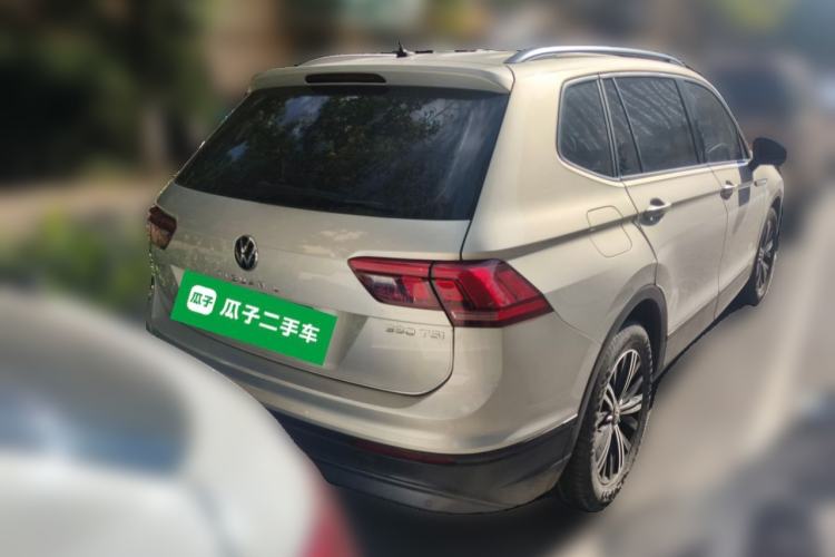 Used Volkswagen Tiguan L 2021 280TSI Automatic Two-Wheel Drive Smart Edition
