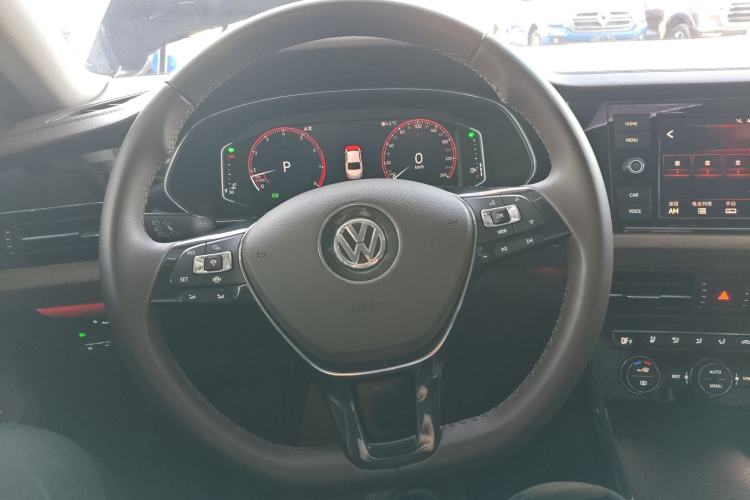 Used Volkswagen Passat 2019 330TSI Luxury Edition China VI Standard
