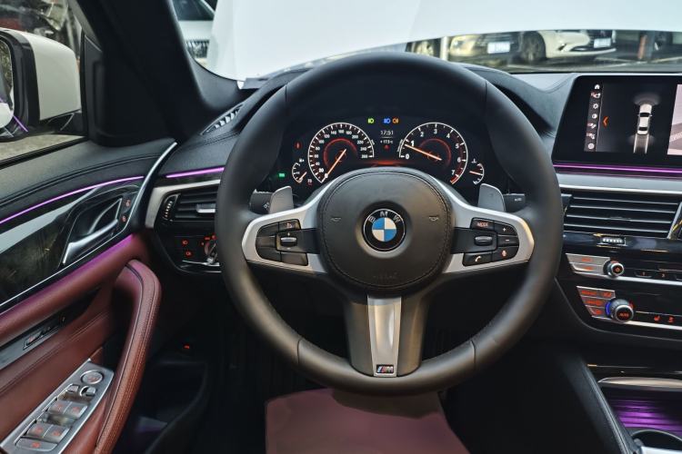 Used BMW 5 Series 2019 530Li Leading Model M Sport Package
