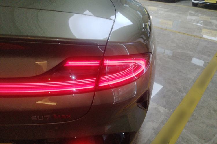 Used  SU7 2024 Four-Wheel Drive Ultra-Long Range Advanced Intelligent Driving Max Edition
