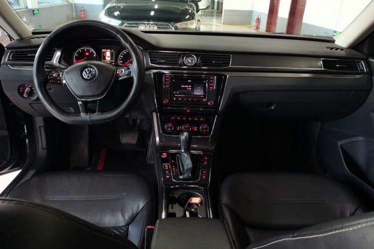 Used Volkswagen Passat 2016 330TSI DSG Prestige Edition
