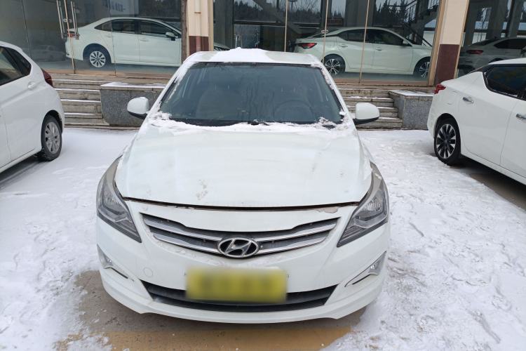 Used Hyundai Verna 2014 1.4L Manual Smart GLS Trim
