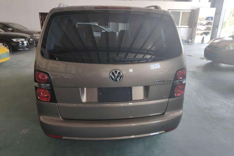 Used Volkswagen Touran 2015 1.4T DSG Comfort Edition 5 Seats
