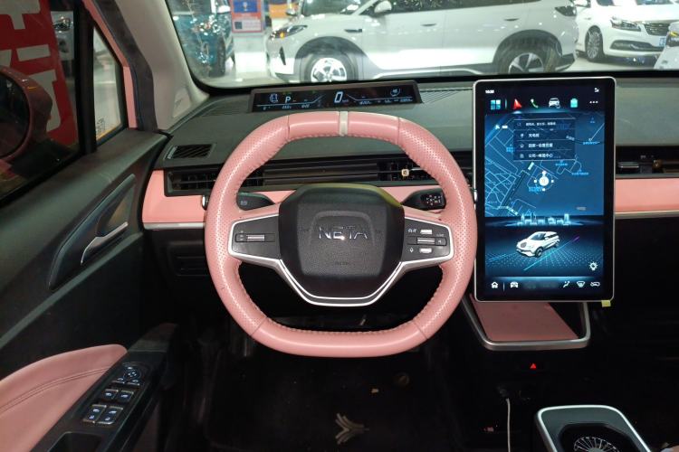 Used NETA V 2022 Chao 400 Lite Pink Custom Edition
