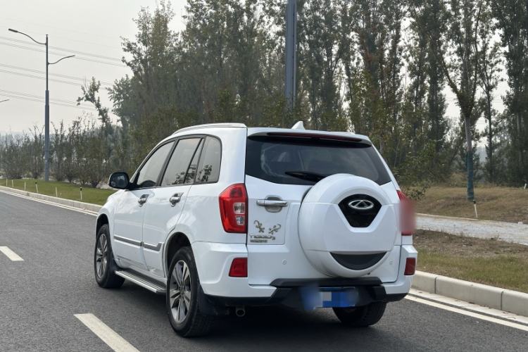 Used Chery Tiggo 3 2015 1.6L CVT ZhiShang Commemorative Edition
