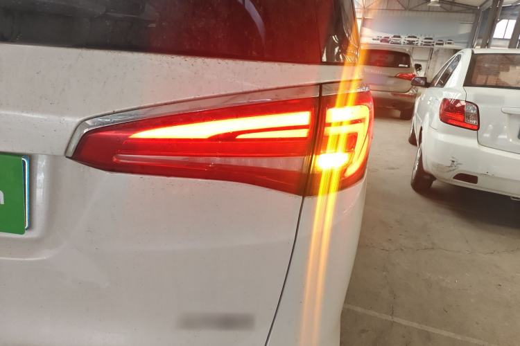 Used Buick GL8 2018 ES 28T Flagship Model China VI Standard
