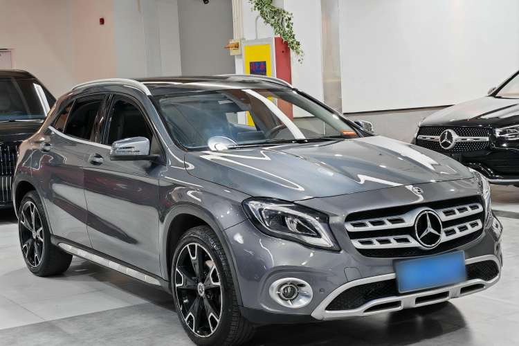 Used Mercedes-Benz GLA 2017 GLA 220 4MATIC Fashion Model
