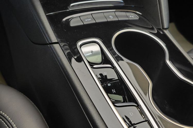 Used Buick Regal 2024 25T Deluxe Edition