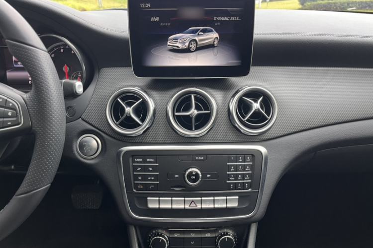Used Mercedes-Benz GLA 2018 GLA 200 Fashion Model