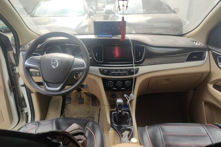 Used Baojun 730 2016 1.5L Manual Comfort Version 7 Seats China V Emission Standard