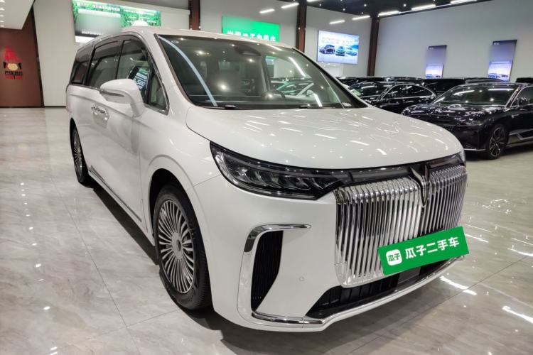 Used VOYAH Dream 2025 PHEV Four-Wheel Drive Prestige Kunpeng Edition