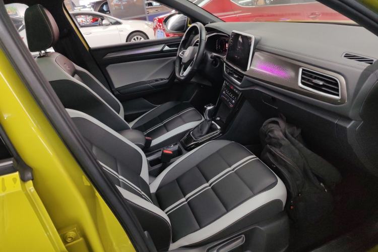 Used Volkswagen T-ROC 2023 300TSI DSG Two-Wheel Drive Starlight Edition
