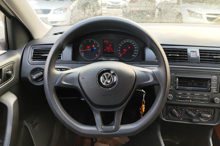 Used Volkswagen Santana 2019 1.5L Manual Fashion Edition China VI Standard
