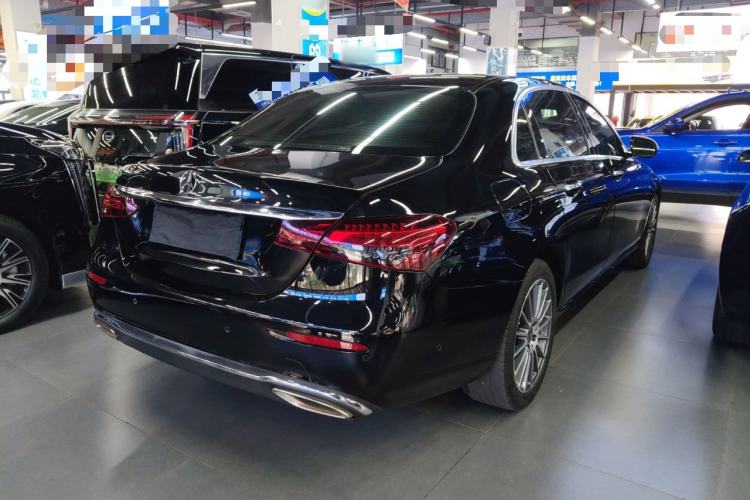 Used Mercedes-Benz E-Class 2023 Facelift E 260 L
