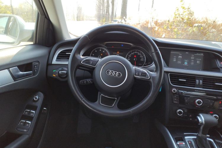 Used Audi A4L 2016 35 TFSI Collector's Edition Automatic Standard Model