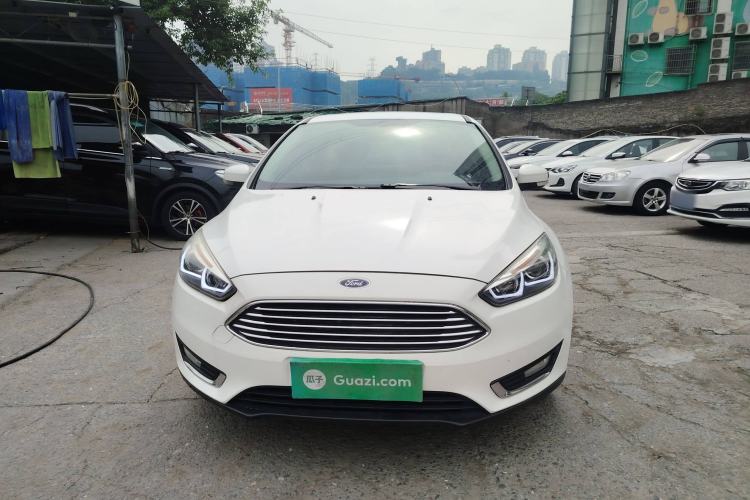 Used Ford Focus 2017 Sedan 1.6L Manual Fashion Edition Smart Drive Version
