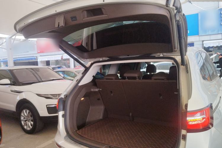 Used Volkswagen Viloran 2020 330TSI Luxury Edition
