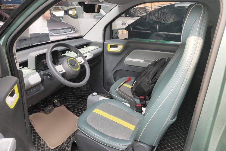 Used Wuling Hongguang MINIEV 2022 GAMEBOY 200km Gaming Edition with Lithium Iron Phosphate
