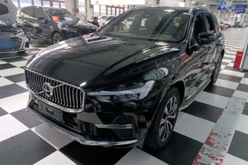 Used Volvo XC60 2023 B5 4x4 Smart Luxury Edition