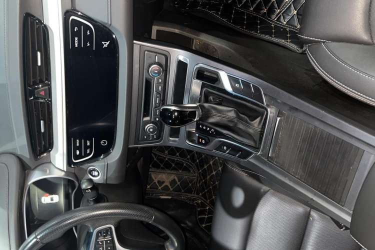 Used Geely Auto Emgrand 2018 1.5L CVT Upward Connect Edition
