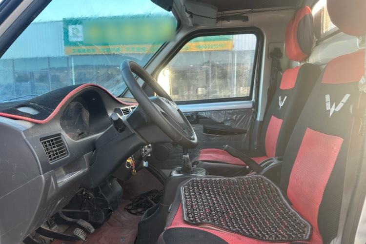 Used Wuling Rongguang Small Truck 2017 1.5L Single-Cab Basic Version L3C
