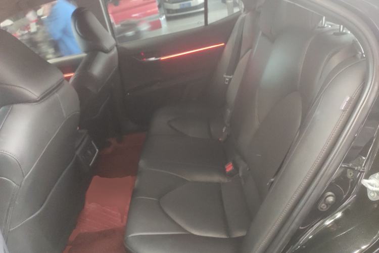 Used Toyota Camry 2023 2.0G Luxury Edition