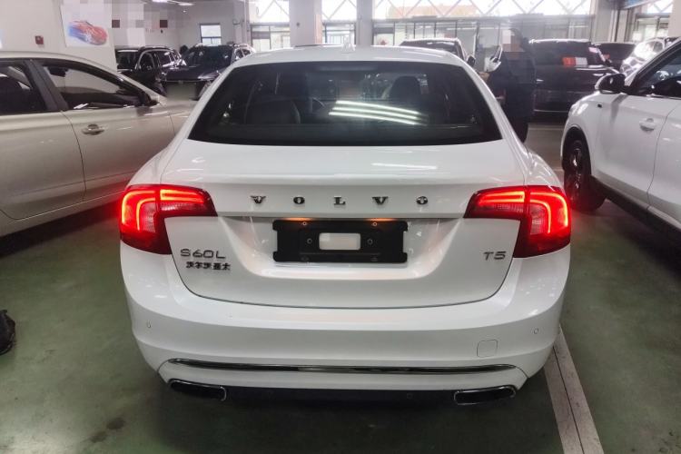 Used Volvo S60 2014 S60L T5 Intelligent Drive Edition
