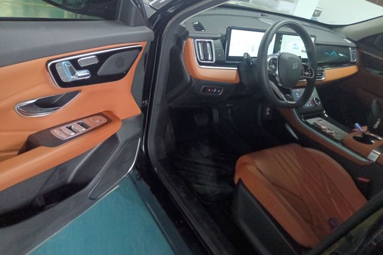 Used JETOUR Shanhai Shanhai L7 2024 1.5T 120km MAX 5-Seater
