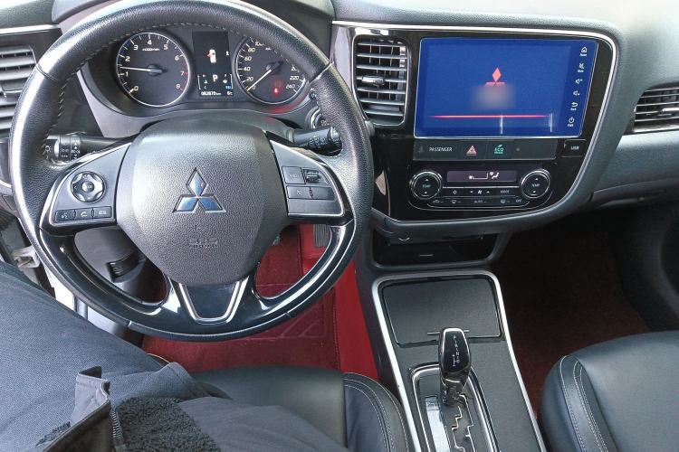 Used Mitsubishi Outlander 2020 2.0L Two-Wheel Drive Enjoyment Version 5 Seats
