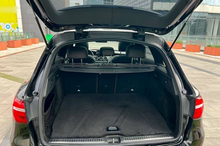 Used Mercedes-Benz GLC 2017 GLC 260 4MATIC Luxury Model