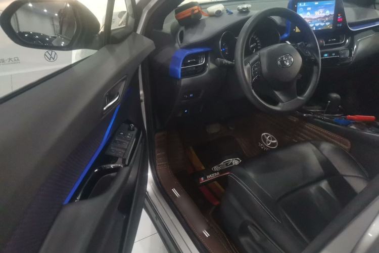 Used Toyota IZOA 2020 2.0L Enjoy Edition
