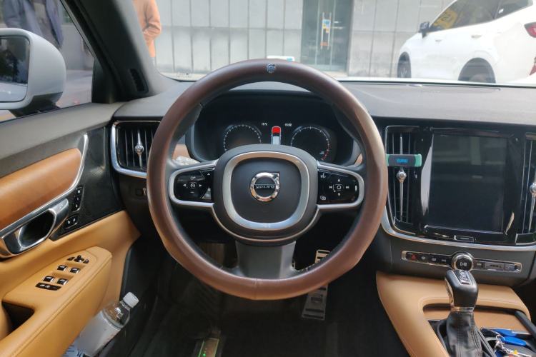 Used Volvo S90 2019 T5 Zhiyuan Edition
