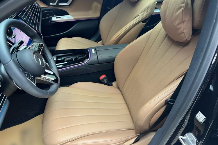 Used Mercedes-Benz E-Class 2025 E 260 L