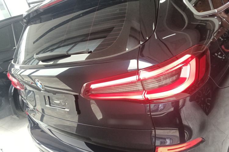 Used BMW X5 2022 Restyled xDrive 30Li Luxury Version M Sport Package