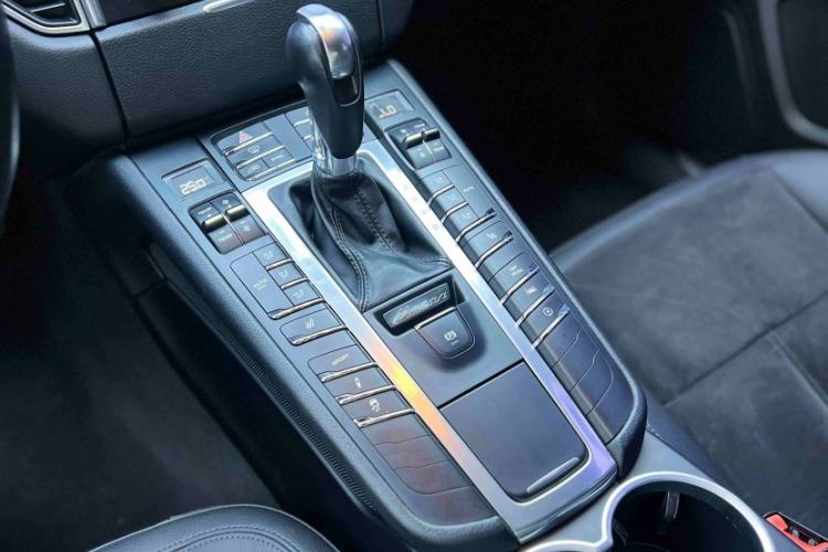 Used Porsche Macan 2017 Macan 2.0T
