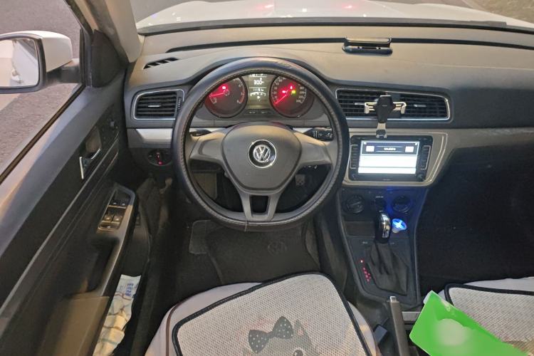 Used Volkswagen Lavida 2015 1.6L Automatic Fashion Edition