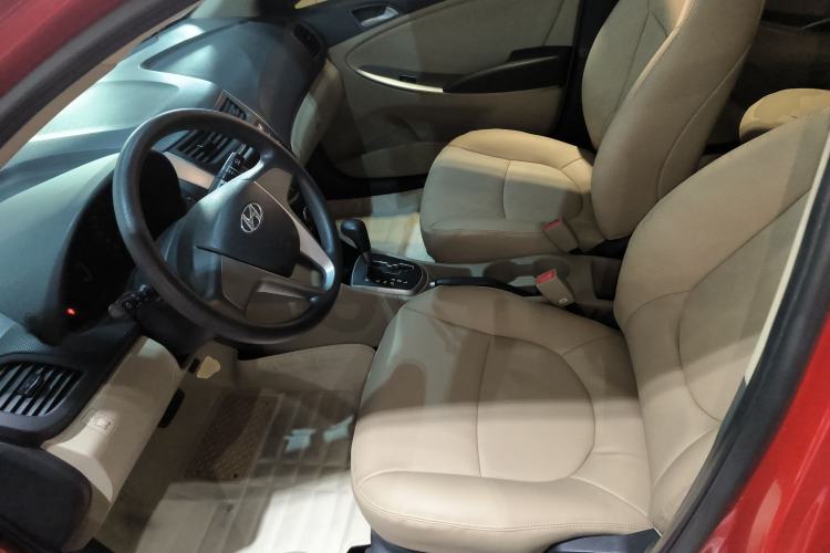 Used Hyundai Verna 2014 1.4L Automatic Smart GLS