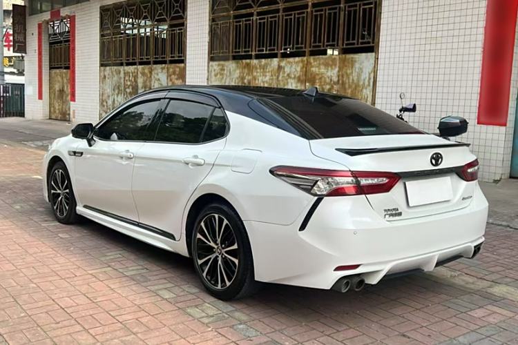 Used Toyota Camry 2019 2.5S FENGSHANG Version China VI Standard
