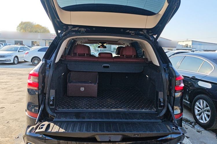 Used BMW X5 2022 Restyled xDrive 30Li Luxury Version M Sport Package
