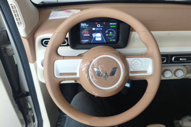 Used Wuling Hongguang MINIEV 2024 3rd Generation 215km Youth Edition
