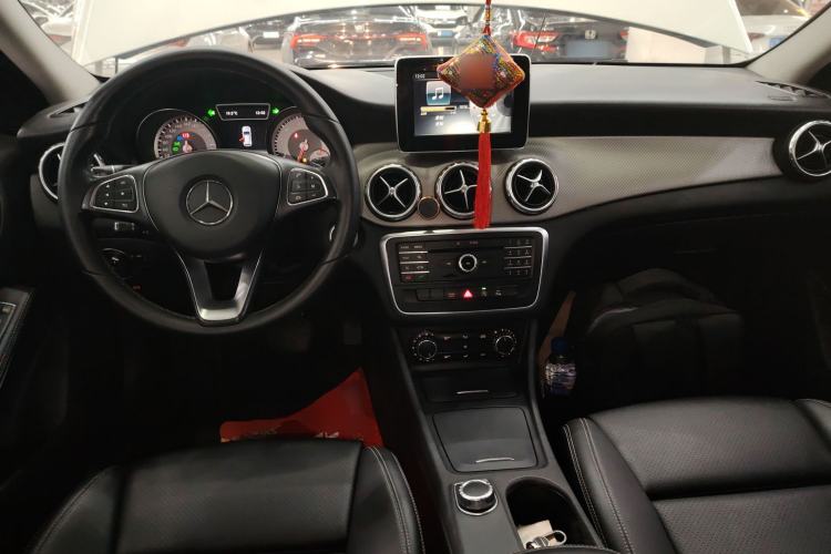 Used Mercedes-Benz GLA 2016 GLA 200 Fashion Model