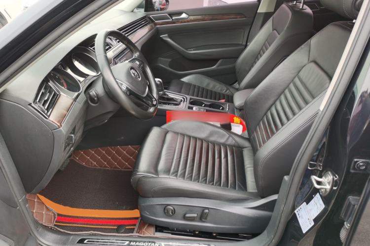 Used Volkswagen Magotan 2018 Facelift 330TSI DSG Luxury Model
