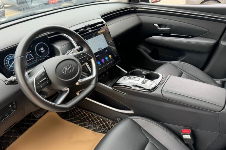 Used Hyundai Tucson 2022 Tucson L 2.0L Hybrid · Flagship Edition
