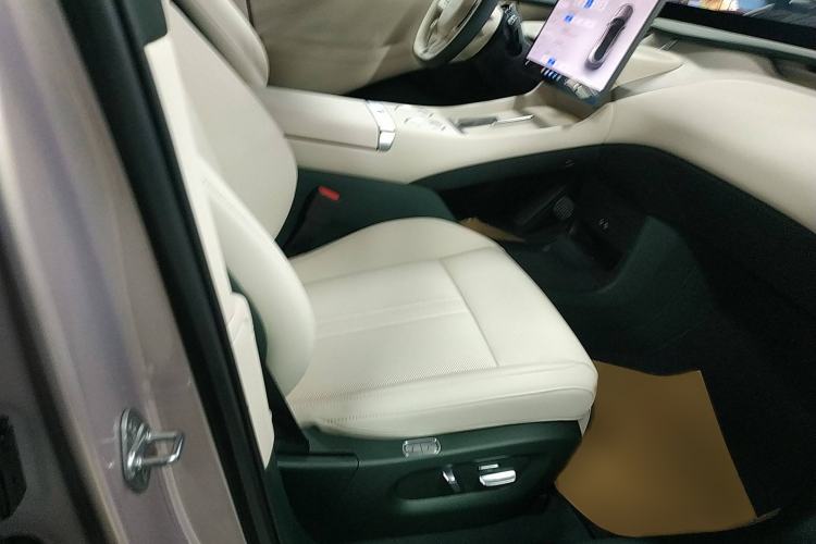 Used  YU7 2025 Ultra-Long Range Rear-Wheel Drive Version