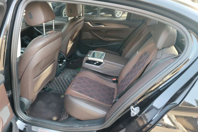 Used BMW 5 Series 2018 Facelifted 530Li Luxury Edition Premium Package
