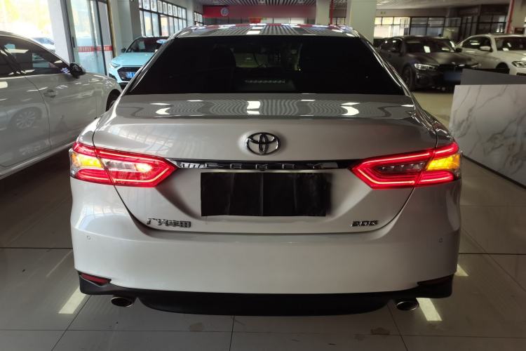 Used Toyota Camry 2021 2.0G Luxury Edition