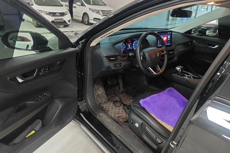 Used Hongqi E-QM5 2021 Charging Version Flagship Edition
