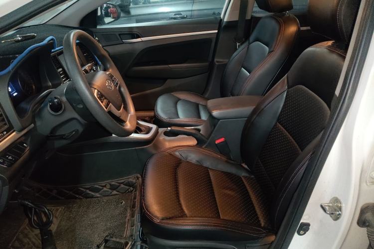 Used Hyundai Elantra 2016 1.6L Automatic ZhiXuan – Elite Version