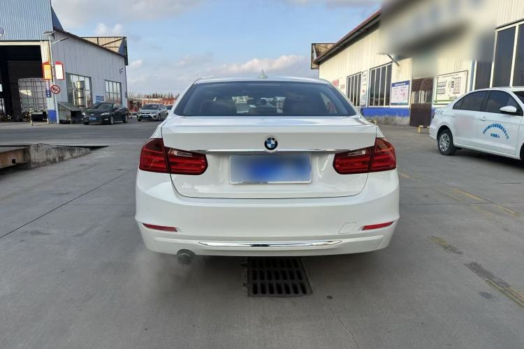 Used BMW 3 Series 2015 316Li Fashion Model
